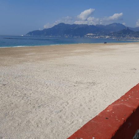 Appartamento Mercatello Salerno Exterior foto